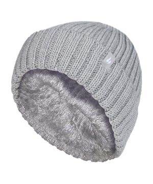 Abrígate con este gorro Enchanted Forest Pull On Beanie Hat de Heat Holders. Llévalo con puños o desgarbado. Llévalo brillante o neutro con este gorro de canalé grueso para niña. Abriga la cabeza y las orejas de tu hija con este bonito y acogedor gorro. Este gorro está fabricado con aislamiento Heatweaver, un forro térmico afelpado que maximiza la cantidad de aire caliente que se mantiene cerca de la piel. El efecto acanalado del gorro ofrece una construcción elástica que se adapta a la forma natural de la cabeza del niño para un mejor ajuste. El hilo térmico especialmente desarrollado proporciona un aislamiento de alto rendimiento contra el frío y una capacidad superior de transpiración de la humedad. Con el estilo clásico de los gorros bobble, este gorro tiene un elegante detalle de pompón para completar tu conjunto de invierno. Estos gorros tienen un puño de canalé grueso para que puedas ajustarlo a la cabeza de tu hijo. Mantén la cabeza y las orejas calientes y calentitas con este gorro de canalé tan moderno y cómodo a la vez. Están disponibles en 4 colores diferentes: negro, gris nube, crema de mantequilla y rosa chateau. Estos gorros están disponibles en 7-10 años.