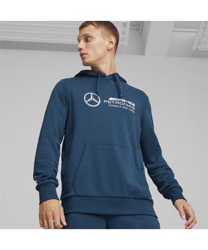 PUMA Motorsport Mercedes Hoodie für Herren. Einfarbiger MAPF1 Mercedes Essential Hoodie. Mit praktischer Kängurutasche und Kapuze.