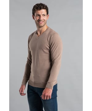 This V Neck jumper from Kensington Eastside is a season essential. Features long sleeves and ribbed elasticated neck, waistband and cuffs. Crafted from high-quality materials, this jumper is machine washable for easy care, making it both stylish and practical. Ideal for layering or wearing on its own, it's a versatile piece that complements any outfit.