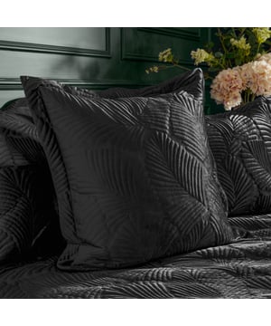 Add showstopping style and opulence to your bedroom with our quilted Palmeria Cushion, featuring luxe embroidery on a soft, sumptuous velvet. With a delicate cotton reverse and oxford edge for the perfect finishing touch, this design will compliment perfectly with its coordinating Duvet Cover Set and additional Pillowcase Set.