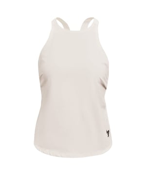 La camiseta de tirantes Under Armour Project Rock HeatGear White para mujer es una adición elegante y orientada al rendimiento para la colección de ropa deportiva de cualquier mujer. Diseñada en colaboración con Dwayne "The Rock" Johnson, esta camiseta de tirantes está repleta de características que te ayudarán a rendir al máximo durante tus entrenamientos. Estas son sus principales características:

 Tecnología HeatGear:  El tejido HeatGear de Under Armour es conocido por sus propiedades de evacuación de la humedad, que te ayudan a mantenerte fresca y seca incluso durante entrenamientos intensos al alejar rápidamente el sudor de la piel.

 Diseño sin mangas:  La camiseta de tirantes presenta un diseño sin mangas, que proporciona una excelente libertad de movimiento para tus brazos y hombros durante los ejercicios.

 Logo Project Rock:  La camiseta de tirantes muestra con orgullo el logotipo del toro Project Rock, que simboliza la fuerza y la determinación, y refuerza la colaboración con Dwayne Johnson.

 Corte relajado:  El ajuste relajado ofrece comodidad y transpirabilidad, permitiendo un movimiento sin restricciones durante varios tipos de entrenamientos, desde levantamiento de pesas hasta cardio.

 Tejido transpirable:  El tejido ligero mejora la transpirabilidad, ayudándote a mantenerte cómodo y concentrado durante tus sesiones de entrenamiento.

 Logotipo Under Armour:  El logotipo de Under Armour está discretamente colocado en la parte posterior de la camiseta de tirantes, mostrando el compromiso de la marca con la calidad y el rendimiento.

 Evacuación del sudor:  Las propiedades de transpiración de la camiseta de tirantes ayudan a evitar rozaduras y molestias, garantizando una experiencia de entrenamiento suave y cómoda.

 Versátil:  Ya sea que vayas al gimnasio, salgas a correr, asistas a una clase de fitness o simplemente hagas recados, esta camiseta de tirantes es lo suficientemente versátil como para que te veas y te sientas genial.