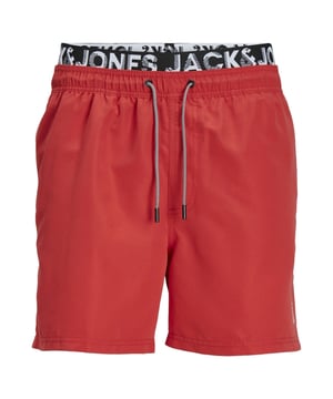 
Deze kleurrijke zwemshort van Jack & Jones zorgt voor een optimale zomerbeleving. Dankzij het handige trekkoord en dubbele elastische tailleband met bedrukt logo ben je altijd verzekerd van optimaal draagcomfort. Voorzien van binnenbroekje en zakken.