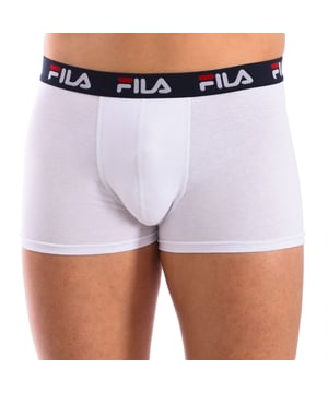 El bóxer Fila es un calzoncillo tipo bóxer con un diseño clásico y liso, este bóxer viene con el logo impreso en la cintura para mayor comodidad.
Efecto memoria: no se estira o encoje tras su lavado.
Doble forro en la parte de las zonas íntimas en algodón.
Máxima transpirabilidad y no genera olores.
Tejido absorbente, confortable y sensación de calidez.
Goma de la cintura elástica, resistente y elude rozaduras.
 Composición: 95% Algodón; 5% Elastán
 Cuidados:
Lavar a máquina a máximo 30º.
No usar lejía.
No usar secadora.
No permite el uso de plancha.
No lavar en seco.