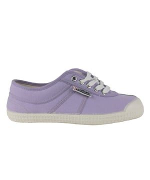 Si recuerdas tus buenos zapatos viejos de Kawasaki de los años 70, entonces no te preocupes: ¡todavía existen! Nuestro zapato de lona Basic 23 es un zapato minimalista y de moda, que está a la altura de la cita: básica en su mejor momento. El diseño clásico crea un aspecto elegante, puedes usarte en cualquier lugar. ¡Y ha llegado a quedarse! Detalles de producto ? Cordones ajustables para un ajuste adecuado ? Disponible en numerosos colores para que coincidan con sus preferencias. ? unisex ? zapato ligero ? El zapato de encaje de bajo corte permite la rotabilidad y la flexibilidad. ? Fácil de limpiar ? Superior: lienzo y gamuza de vaca ? Sursole: RB Guía de tamaño / ajuste ? Si está entre dos tamaños, le recomendamos elegir el tamaño más grande. Guía de lavado ? El zapato puede soportar agua y, por lo tanto, es fácil de limpiar.