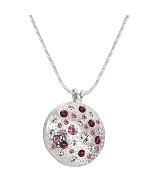 Collar Sun EXCLUSIVE EDITION con cristales de Swarovski violeta claro plateado• colección: Sun• material: cristales de Swarovski, metal rodiado plateado• dimensiones: 28x28 mm• color: violeta claro• longitud del collar: 45 cm• tipo de cierre: mosqueton