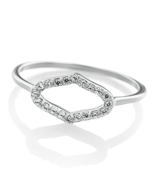 Deze uitgebreide Ring voor Vrouwen van Orphelia is het perfecte cadeau om jezelf of een geliefde te verwennen. De Ring is gemaakt van 925 Sterling Zilver, gekleurd Zilver in maat: 54 en weegt 0,7 gram met een breedte van 0,7 cm op het breedste punt. De Orphelia 'Normandië' Vrouwen 925 Sterling Zilver Ring - Zilver ZR-7574 wordt geleverd in een prachtige cadeauverpakking en heeft een garantie van twee jaar.