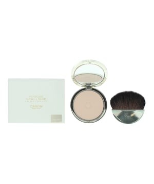Caron Loose Powder is known for its lightweight formula that has been developed for dry and sensitive skin. It leaves the skin feeling silky and smooth and ensures make up looks flawless and natural.
