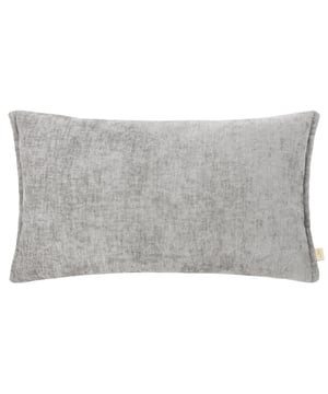 Relax in everyday luxury with the beautifully designed Buxton cushion. Complete with a soft, luxe-feel woven fabric, this reversible design is finished with an Oxford edge trim, and available in a range of soft jewel tones.