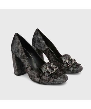 Merk: Made in Italia Herfst/wintercollectie 100% Made in Italy Damespomp, Franje en Ketting, Iriserend Effect Bovenkant: Textielmateriaal Binnenzool: Leder Zool: Rubber Hak 9,5 cm