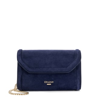 A timeless shoulder bag is a Dune London signature. Our Bellini profile has been crafted from premium material with a texture finish and is certain to elevate your occasion styling. Finished with a magnetic closure and chic gold chain handle, the interior houses our bespoke monogrammed jacquard lining.