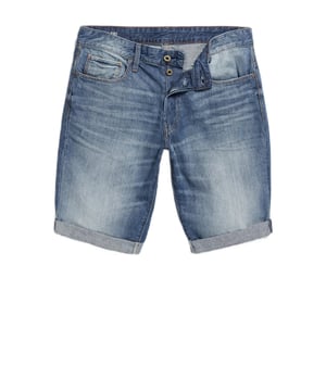 Jeansshorts im Denim Look für Herren von der Marke G-STAR. Im klassischen 5-Pocket-Stil mit Reißverschluss und Knöpfen. Gekrempelter Beinabschluss