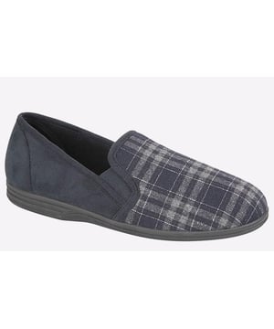 Slip into sumptuous comfort with these Zedzzz men's slippers, boasting a classic navy check print, with a padded footbed, and an easy wear slip on silhouette.- Textile / Felt upper
- Twin gussets for easy wear
- Slip on silhouette
- Textile Covered Injected sole