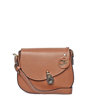 Bolso de hombro  
100% cuero de vaca  
Cierre superior con cremallera y broche  
Bolsillo interior con cremallera  
Dimensiones (L): 19x23x7.5 cm  
Asa: /  
Correa de hombro: 120 cm ajustable