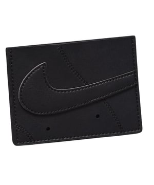 60% Polyurethaan, 40% Nylon. Ontwerp: Gaten, Logo, Gestikt. Zakken: 1 Mouw Zak. 3 Kaartsleuven.
