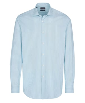 100% algodón; camiseta de Pal Zileri;  Modelo: M370G31----30732 15;  Mano de obra de alta calidad;  100% algodón suave;  cuello Kent clásico;  Tapeta con 7 botones;  puños deportivos;  Detalles del logotipo de Pal Zileri