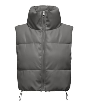 Diese kurze Steppweste für Damen vereint Funktionalität und Stil in einem kompakten Design. Der hochgeschlossene Kragen schützt dich zuverlässig vor Wind, während der durchgehende Reißverschluss für einfache Anpassungen sorgt. Der Saum mit Kordelzug ermöglicht es dir, die Passform individuell zu gestalten und bietet zusätzlichen Schutz vor Kälte. Leicht und dennoch wärmend, ist sie ideal für Übergangszeiten oder als zusätzliche Schicht unter einer Jacke. Der hohe Tragekomfort macht sie zum perfekten Begleiter für aktive Tage. Kombiniere sie mit deinen Lieblingsoutfits für einen sportlich-modernen Look. Ein vielseitiges Must-Have für jede Garderobe.