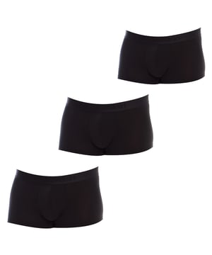 Calvin Klein Low Rise Trunks Boxers made of lyocell, a soft and ecological fabric that offers a silky feel to the touch, providing breathability and comfort.

 The soft, elasticated mid-waistband ensures perfect support at the waist, decorated with the embossed Calvin Klein logo, providing a discreet and sophisticated touch.

 Its low-rise design is ideal for wearing with low-rise pants or jeans, providing support and a discreet fit.

 Pack of 3 Calvin Klein boxers.

 Ideal for those looking for a modern and functional underwear with the distinctive Calvin Klein seal.
 Composition: 64% Liocel, 28% Polyester, 8% Elastane
 Care:
- Machine wash in cold water and liquid detergent.
 - Iron at low temperature.
 - Do not use a dryer.
 - Do not dry clean.