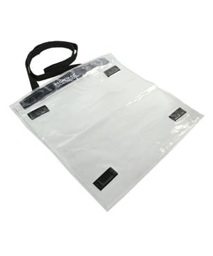 Materiaal: polyester: 5%, polyvinylchloride: 95%.. Duurzame, lekvrije PVC-constructie. Houdt kaarten droog en beschermd. Verstelbare nekriem.