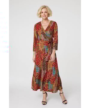 Every occasion collection needs an refreshing burst of colour like this peacock print wrap front dress. With a deep V-neck, a faux wrap front, a self-tie removable belt, 3/4 slim fit sleeves, an A-line skirt and a non-iron jersey stretch fabric.