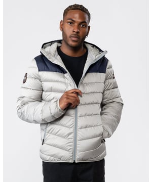 The Aerons short jacket is versatile and contemporary. Recycled down-free Thermo-Fibre� insulation ensures warmth and comfort during any outdoor adventure, and with an adjustable hood, zip fastening and an adjustable hem, you will remain prepared for every occasion throughout winter.


Short jacketFully quiltedPFC-freeZip fasteningAdjustable hoodPockets with zip fasteningElasticated trimsAdjustable hemInner patch pocketsRecycled down-free Thermo-Fibre� insulation100% Polyamide
&nbsp;
NA4GJL


&nbsp;