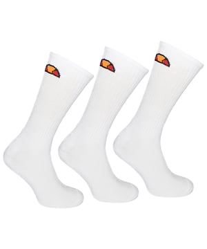 Heben Sie Ihre Socken-Kollektion mit den Ellesse 3er-Pack Tisbi Herren weißen langen Socken auf. Gefertigt für den täglichen Einsatz und dauerhaften Komfort, sind diese langen Socken darauf ausgelegt, zusätzlichen Schutz, Unterstützung und Haltbarkeit für aktive Lebensstile zu bieten. Hergestellt aus hochwertigen Materialien, sorgen sie für überlegene Atmungsaktivität und Feuchtigkeitsmanagement, während sie den ganzen Tag über einen sicheren, komfortablen Sitz gewährleisten. Das klare, weiße Design lässt sich mühelos kombinieren.

Hauptmerkmale:
3er-Pack Angebot:

Genießen Sie drei Paar hochwertige lange Socken, die sowohl Stil als auch Annehmlichkeit bieten.

Langes Design:

Bietet zusätzlichen Schutz und Unterstützung, ideal für Sport, Training oder längere Tragezeiten.

Feuchtigkeitsableitend & Atmungsaktiv:

Entwickelt mit fortschrittlicher Gewebetechnologie, um Ihre Füße den ganzen Tag trocken und komfortabel zu halten.

Verbesserte Polsterung:

Bietet gezielte Polsterung in wichtigen Bereichen für überlegenen Komfort bei Aktivitäten mit hoher Belastung.

Verstärkter Aufbau:

Haltbare Fersen- und Zehenverstärkungen sorgen für langanhaltenden Tragekomfort und Widerstandsfähigkeit gegenüber den täglichen Anforderungen.

Verbessern Sie Ihre Essentials mit den Ellesse 3er-Pack Tisbi Herren weißen langen Socken, wo zeitloser Stil auf alltägliche Leistung trifft.