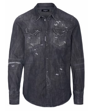 100% Baumwolle; Dsquared2 Hemd;  Modell: S74DM0700 900;  Hochwertig verarbeitet;  100% Baumwolle;  Kentkragen;  Knopfleiste mit 7 Druckknöpfen;  Zwei Brusttaschen mit Druckknöpfen;  Sportmanschetten mit drei Druckknöpfen;  Used Look;  Dsquared2 Logodetails