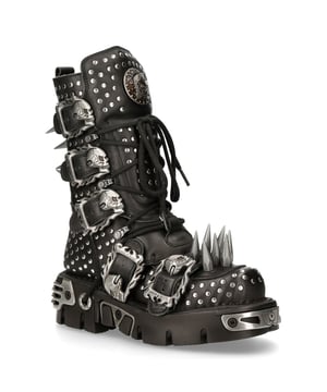 Straight from the popular metallic collection these boots feature a range of additions that make it a dream for lovers of the Gothic style. Skull furnished buckles run alongside the secure lace fastening, a studded finish covers the entire piece, and a unique spiked feature appears at the front of the shoe, not only resulting in a gothic punk feel but also an eye-catching metallic theme. These boots are designed for those who strive to stay on the cutting edge of fashion, with the gum rubber heel measuring 6cm resulting in a head turning presence that is sure to elevate your style. Not only is this a stunningly trendy piece but with the addition of a soft cushioned insole and comfortable leather lining these boots reach a level of comfort that will have your feet thanking you as well. As always New Rock follows through on its reputation for perfection and has excelled in its provision of quality, style, and comfort for this pair of boots.• Heel Height - 6cm• Platform Height - 3cm• Shaft Height - 23cm• Sole Material - Natural Rubber• Outer Material - Cow Hide Leather