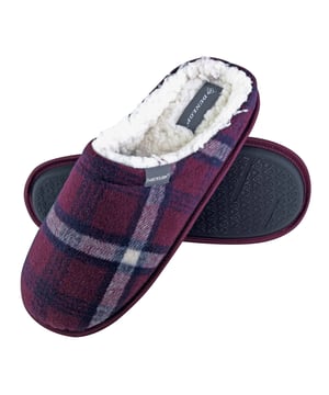 Zapatillas a cuadros para hombre de Dunlop Mantener los pies cómodos y calientes durante el invierno es absolutamente esencial. Estas zapatillas Dunlop para hombre combinan calidez, comodidad y estilo en un lujoso paquete. Un regalo ideal para alguien que ama un fin de semana de holgazanear, ideal para los hombres en su vida, ya sea su padre, tío o abuelo. ✔ Dunlop zapatillas de marca ✔ Forro interior de lana suave y cálido ✔ Plantilla acolchada para una sensación muy suave ✔ Hardwearing suela de goma de tracción ✔ Dunlop impreso suela temática ✔ Insignia de la marca en relieve en el lateral ✔ No Back Slip on Mule estilo ✔ Tradicional tartán a cuadros superior ✔ Número de zapato 7-12 Reino Unido ✔ Material: 100% textil superior, 100% suela de goma ✔ No lavar, planchar o limpiar en seco