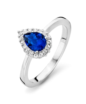 Deze bijzondere Ring voor Dames van Orphelia is het perfecte cadeau om jezelf of een geliefde te verwennen. De Ring is gemaakt van 925 Sterling Zilver, in de kleur Zilver en heeft maat 52, met een gewicht van 3,1 gram en een breedte van 0,6 cm op het breedste punt. De Orphelia Damesring van 925 Sterling Zilver - Zilver ZR-7226/SA wordt geleverd in een prachtige geschenkdoos en heeft een garantie van twee jaar.