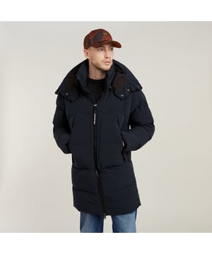 Detachable hood with extended peak and pull cords. Raised front with snap buttons. 2-way zipper closure. Concealed zip pockets at the waist, inner pocket. Additional inner cuff. Zip closure. Padded parka G-Whistler 2.0 offers a detachable peak hood with a raised front and pull cords for optimum protection. Also the added inner cuffs protect against the wind. Zip pockets at the front are combined with an inner pocket. 50% Polyester (Sorona®), 50% Polyester. Comfortable stretch. Lining and filling:100% Polyester (Recycled)