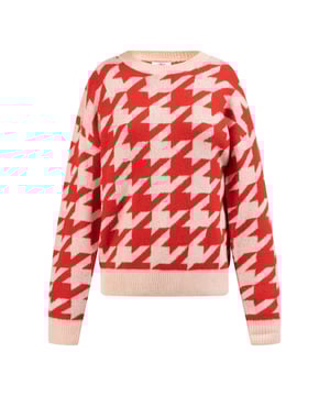 Les tons délicats mettent particulièrement bien en valeur les motifs graphiques des pulls tricotés myMo. Le doux mélange de fils est doux, chaud et moelleux et, outre son aspect, c'est une raison supplémentaire de tomber amoureux de ces pulls.