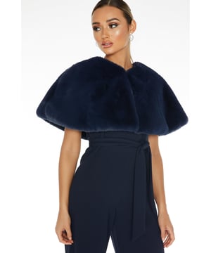 - Wrap  - Faux fur  - Hook & eye fastening