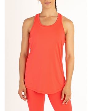 Train in style with this racer back vest from the LUKE womenswear performance range. Cut from a high performance, recycled fabrication, it is designed with comfort, sustainability and flexibility in mind. The fabric has moisture absorbing properties and elastic fibres for ultimate support when on the move. This piece is complete with the brands iconic rubberised lion head badge on the back panel.