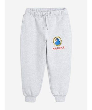 Introducing the illustrious Kids Parrot Joggers in Grey by Mini_Rodini, a perfect integration of comfort and chic for your little one's wardrobe! The ideal choice for AW2024, its distinctive attributes include: Signature Design: Boasting a playful parrot print in grey, adding a charming element to every casual ensemble. Supreme Comfort: Crafted with premium fabric, assuring your little one a splendidly Cosy wear for all their adventures. Stylish Wardrobe Essential: These versatile joggers are a delightful upgrade to your child's ensemble. Make your kid's wardrobe uniquely delightful with our high-end Kids Parrot Joggers in Grey!