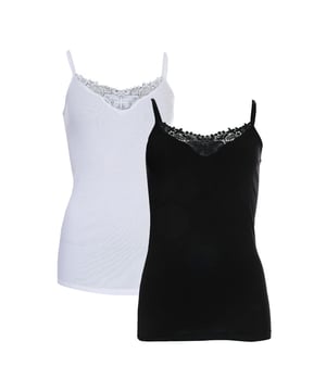 Zwart en wit Kira Life-hemd met kanten randje voor dames, set van 2.<br /><br />- Set van 2 bestaande uit een zwart en een wit hemd.<br />- Mouwloos.<br />- Kanten detail aan de voorkant.<br />- Smalle schouderbandjes.<br />- 100% katoen. Machinewasbaar tot 30 graden.<br />- Ref: 15139316