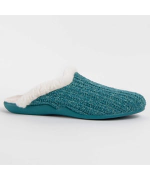 Hecho en España. Zapatilla de casa para mujer. Calce cómodo. Fabricada en materiales veganos. Fabricado por otras marcas para nuestra marca.