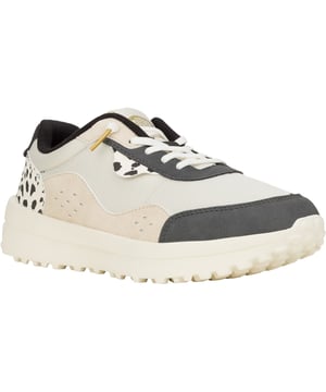Zeg hallo tegen Hayden Shine. Ons nieuwe favoriete silhouet krijgt een glanzende make-over met verhoogde metallic elementen, kunstleer en suède details. De gewatteerde kraag en hiel geven rondom extra comfort in combinatie met tandige gesp lugs