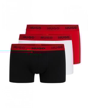A trio of low-rise trunks by HUGO. Designed in breathable cotton blended with stretch for flexible comfort, these form-fitting trunks are topped with exposed waistbands carrying contrast logos in repeat. Update everyday foundations with this triple pack. 
95% Cotton, 5% Elastane
50469786