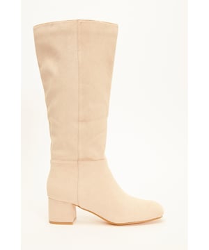 Quiz knee discount high boots