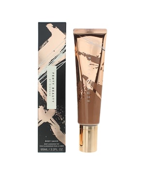 Fenty Beauty Body Sauce Luminising Tint is a lightweight formula that blends in to the skin, leaving you looking sunkissed with a healthy-looking glow. The luminising tint contains Babassu Oil and Vitamin E. It is also transfer resistant.