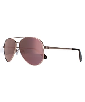Die Polaroid Aviator Womens Copper Rose Gold Mirror PLD 6069/S/X Sonnenbrille ist ein femininer Aviator-Stil mit einem dünnen Metallrahmen, tropfenförmigen Gläsern, verstellbaren Nasenpads und Kunststoffbügeln für Komfort. Ein Stil, der immer in Mode ist - mit einer Aviator-Sonnenbrille können Sie nichts falsch machen!