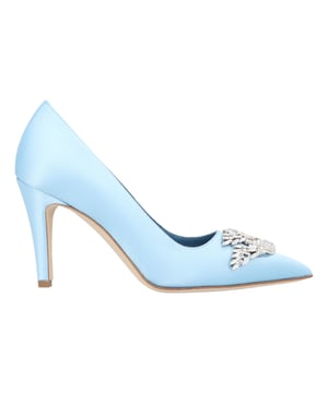 Light blue satin pumps from Manolo Blahnik. The Palos pumps are made of light blue satin, featuring a clear crystal dove embellishment with red embellished eye detail, set on a block high heel measuring 90mm.
Leather sole
True to size
Made in Italy
Measurements: 
Height: 90 mm