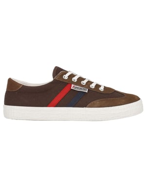 El lienzo en blanco de tu estilo. Deja que tus pies hablen por ti. Fuzion 2.0 de Kawasaki Footwear no son solo zapatillas, son una declaración de estilo. Su lona resistente y transpirable te acompaña en cada aventura, mientras que su suela vulcanizada te da agarre y seguridad en cualquier terreno. Un diseño minimalista que se adapta a tu ritmo y tu personalidad. Elige entre una paleta de colores neutros para un look clásico o atrévete con detalles vibrantes que reflejan tu energía. Comodidad sin sacrificar estilo. La plantilla acolchada te brinda suavidad en cada paso, mientras que su corte bajo te da libertad de movimiento. Fuzion 2.0: más que zapatillas, una actitud. Kawasaki Footwear: calidad y estilo en cada pisada.