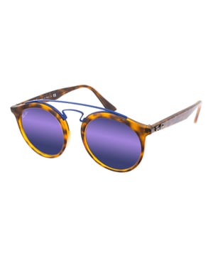 Gafas de sol New Gatsby con montura de acetato.
Forma ovalada.
Patillas de acetato a tono, con el nombre de la marca en metálico.
100% Protección UV.
Cristales antirreflejo.
Todos nuestros productos se envían en el interior de su estuche original.
Incluye una gamuza limpia cristales, los certificados de autenticidad y garantía.
 Medidas: Alto lente: 45 mm. Ancho lente: 49 mm. Puente: 20 mm. Patillas: 150 mm.
 Composición: Acetato
 Cuidados:
Limpieza y manutención:
- Limpiar las gafas con agua y jabón.
-  No utilice paños sucios o abrasivos, que puedan alterar las características de los filtros.
- Utilice solo accesorios y repuestos originales.