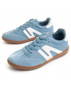 Sneaker casual para mujer. Calce cómodo. Plantilla acolchada. Suela antideslizante. Cosido reforzado. Fabricado por otras marcas para nuestra marca.
