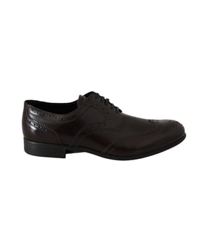 Preciosos a estrenar con etiquetas 100% autenticos zapatos planos de Dolce & Gabbana broques.
  Fabricado en Italia.
  Modelo: Broques oxford wingip.
  Color: Marron.
  Material: 100% cuero.
  Suela: Cuero + Caucho.
  Detalles del logotipo.
  Perfecto para m.