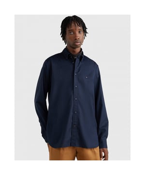 Heren overhemd van het merk Tommy Hilfiger. De overhemden van Tommy Hilfiger zijn gemaakt van biologisch katoen, en hebben een slim fit pasvorm. Het zachte katoen zorgt voor een heerlijk draagcomfort.  Merk: Tommy HilfigerModelnaam: Core Flex PoplinCategorie: heren overhemdMaterialen: biologisch katoenKleur: blauw