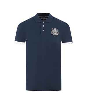 Aquascutum Branded Kragen Marineblaues Poloshirt. Dieses Aquascutum Markenlogo-Poloshirt ist die perfekte Kombination aus Mode und Funktion. Der blaue Farbton und das Markenlogo verleihen jedem Outfit einen Hauch von modernem Stil. Sehen Sie gut aus und fühlen Sie sich wohl in diesem Must-Have-Teil. Gesticktes Aldis-Logo auf der linken Brust, umgeschlagene Ärmel, Kragen mit Aquascutum-Logo Blaues Polohemd. 100% Baumwolle, normale Passform, Größenanpassung, Knopfverschluss, Union Jack Logo. Abzeichen der britischen Flagge auf dem linken Ärmel, aufgedruckter Markenname auf dem hochgeschlagenen Kragen, kurze Ärmel. Style Code: P00223 85