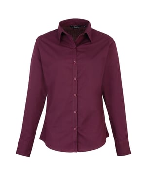 65% Polyester, 35% Katoen. Stof: Popeline. Ontwerp: Eenvoudig. Sluiting: Knoopsluiting. Halslijn: Collared. Manchet: Dubbele knoop. Mouwtype: Met lange mouwen. Hem: Afgerond. 2 rugpijlen. Duurzaamheid: Amfori, BCI goedgekeurd, REACH, Sedex, WRAP gecertificeerd. 6 VK: 31 in. 8 VK: 33 in. 10 VK: 35 in. 12 VK: 37 in. 14 VK: 39 in. 20 VK: 45 in. 22 VK: 47 in. 24 VK: 49 in. 26 VK: 51 in. 28 VK: 53 in. 18 VK: 43 in. 16 VK: 41 in. 30 VK: 55 in.