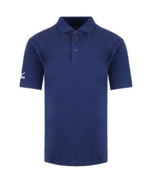 Polo de golf para niños Mizuno Pro, una obra maestra en miniatura diseñada para el joven golfista que aprecia tanto el estilo como el rendimiento en el campo. Fabricado con precisión y con la icónica marca Mizuno Pro, este polo asegura que los golfistas junior se vean y se sientan lo mejor posible mientras navegan por las calles. Aquí tienes una descripción detallada de sus principales características:

  Elegancia juvenil:  El polo de golf para niños Mizuno Pro emana elegancia juvenil con su diseño clásico. El color negro añade un toque de sofisticación, asegurando que los golfistas junior salgan al campo con confianza.

  Tecnología Quick-Dry: Mantenga a los jóvenes golfistas frescos y cómodos con la avanzada tecnología de secado rápido. Esta característica evacua eficazmente la humedad, permitiéndoles mantenerse secos y concentrados en sus swings, incluso en climas más cálidos.

   Tejido ligero y transpirable: Diseñado pensando en la comodidad de los jugadores jóvenes, el polo cuenta con un tejido ligero y transpirable. Esto asegura un flujo de aire óptimo, evitando el sobrecalentamiento y proporcionando la libertad de movimiento necesaria para un juego de golf exitoso.

   Ajuste que favorece el movimiento: Confeccionado para un ajuste respetuoso con el movimiento, el polo de golf Mizuno Pro Kids permite a los golfistas junior realizar el swing con facilidad y precisión. El diseño asegura que puedan moverse cómodamente y con confianza en el campo.

  Marca Mizuno Pro: El logo Mizuno Pro aparece de forma destacada, simbolizando el compromiso con la calidad y el rendimiento asociado a la marca Mizuno. Es una insignia de honor para los golfistas junior que aspiran a la excelencia en el campo de golf.

   Protección UV: Proporciona a la piel joven una capa adicional de defensa contra los dañinos rayos UV. El polo está diseñado para ofrecer protección contra el sol, asegurando que los golfistas junior puedan disfrutar de su juego con seguridad.